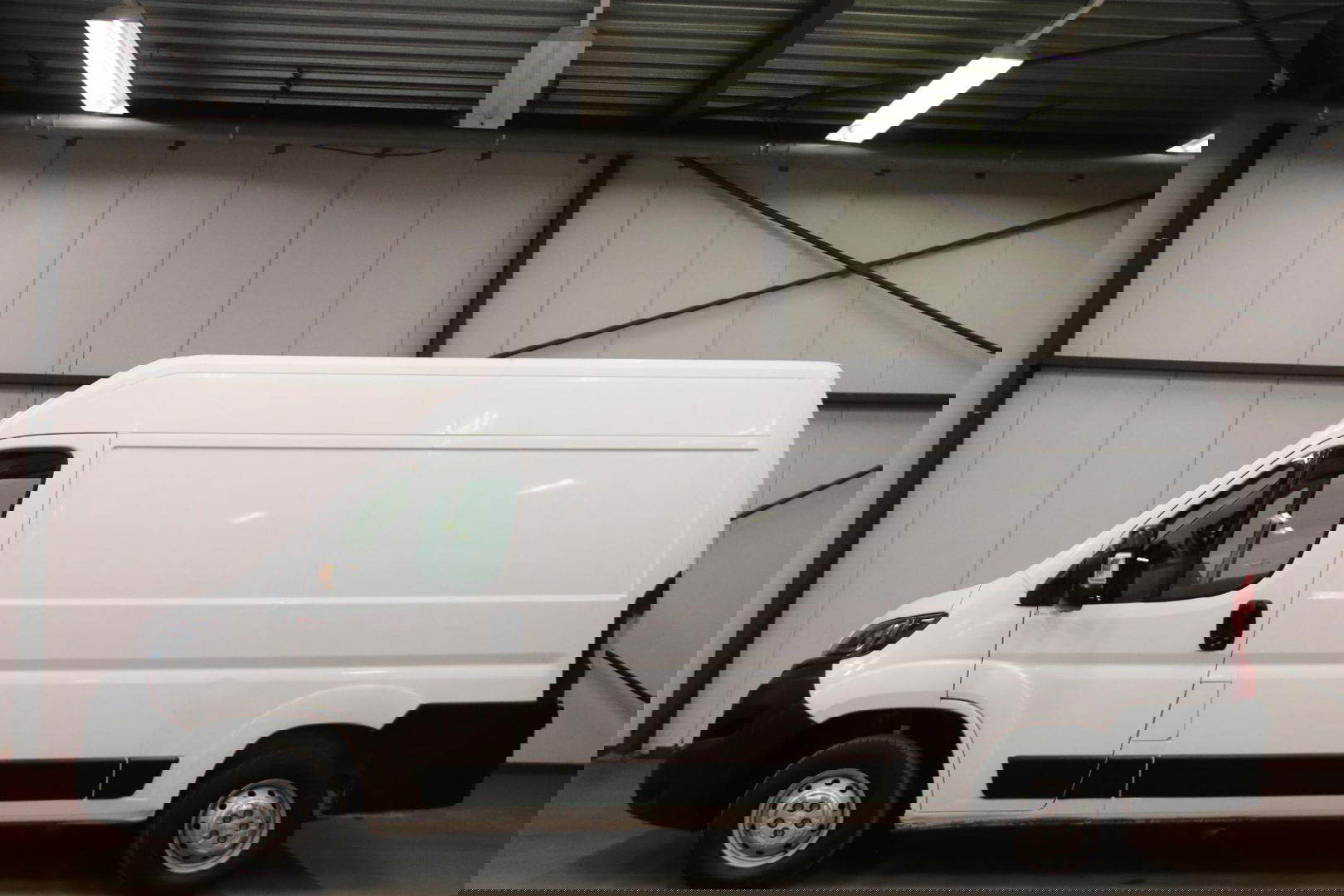 Peugeot Boxer 140 PK L2H2 ACHTERUITRIJCAMERA EURO 6