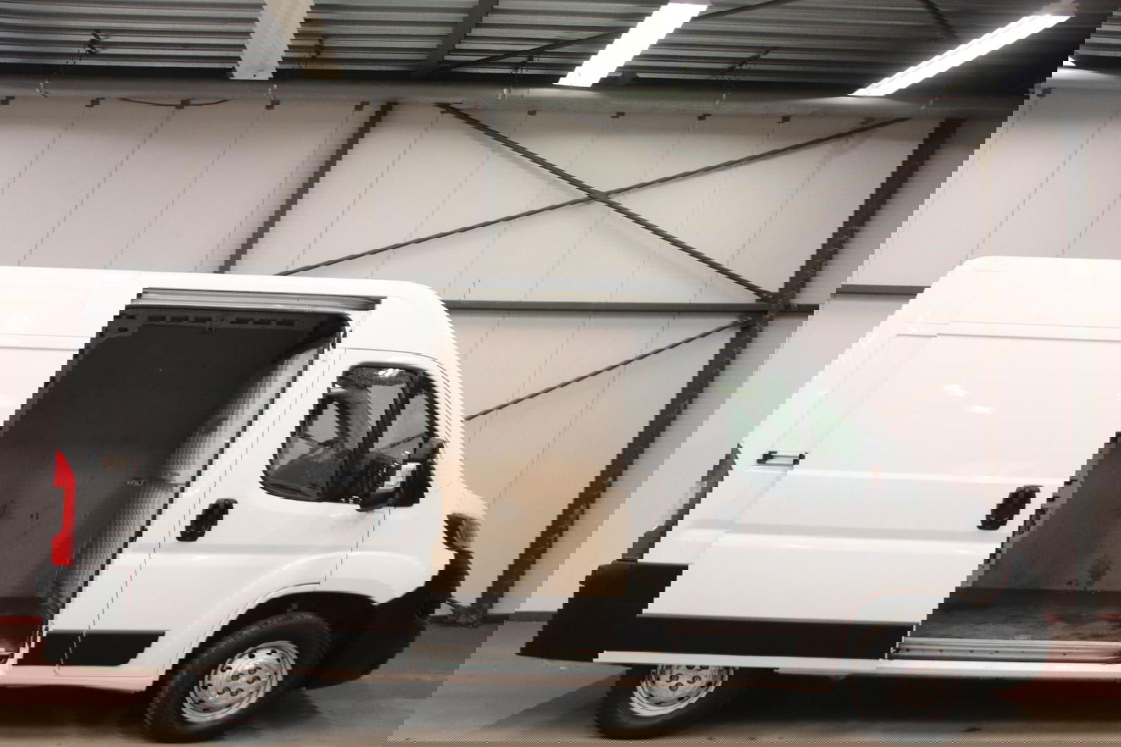 Peugeot Boxer 2.2 BlueHDi L2H2 AIRCO CRUISE CONTOL EURO 6