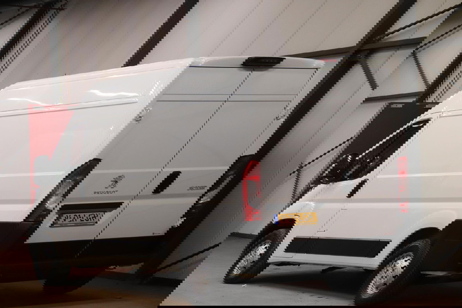 Peugeot Boxer 2.2 BlueHDi L2H2 AIRCO CRUISE CONTOL EURO 6