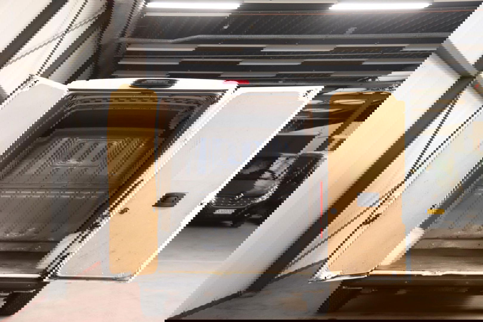 Peugeot Boxer 2.2 BlueHDi L2H2 AIRCO CRUISE CONTOL EURO 6