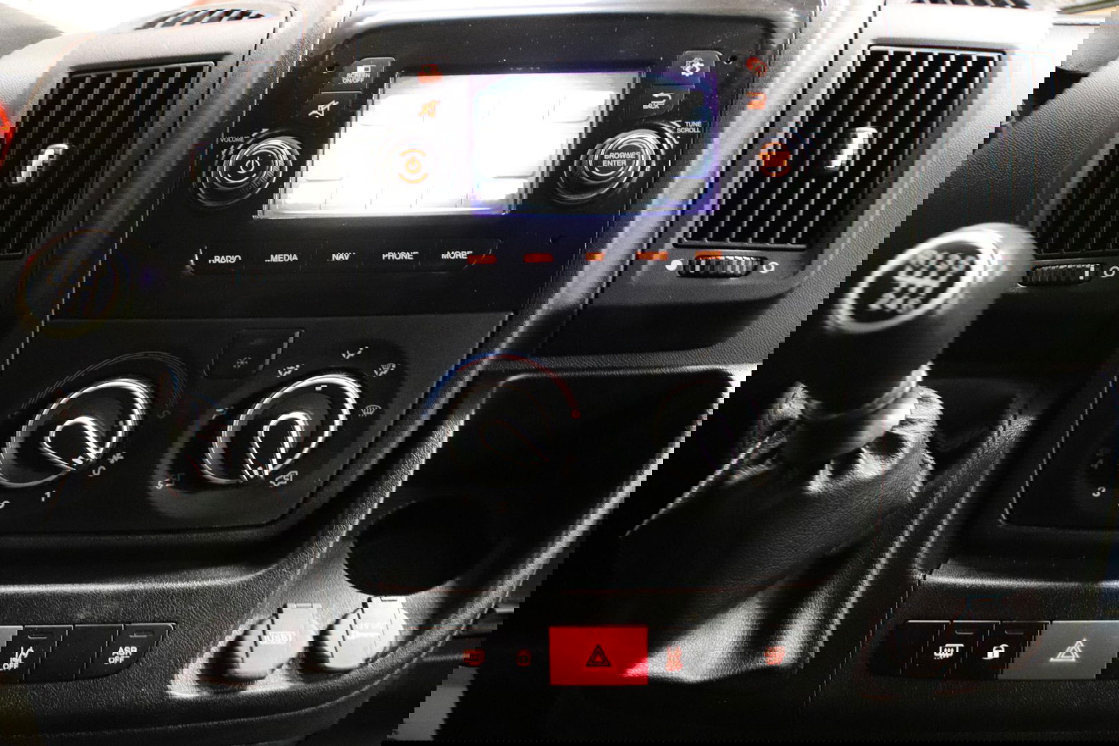 Peugeot Boxer 2.2 BlueHDi L2H2 AIRCO CRUISE CONTOL EURO 6