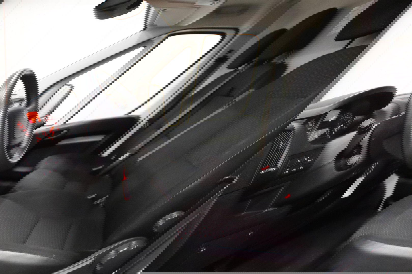 Peugeot Boxer 2.2 BlueHDi L2H2 AIRCO CRUISE CONTOL EURO 6