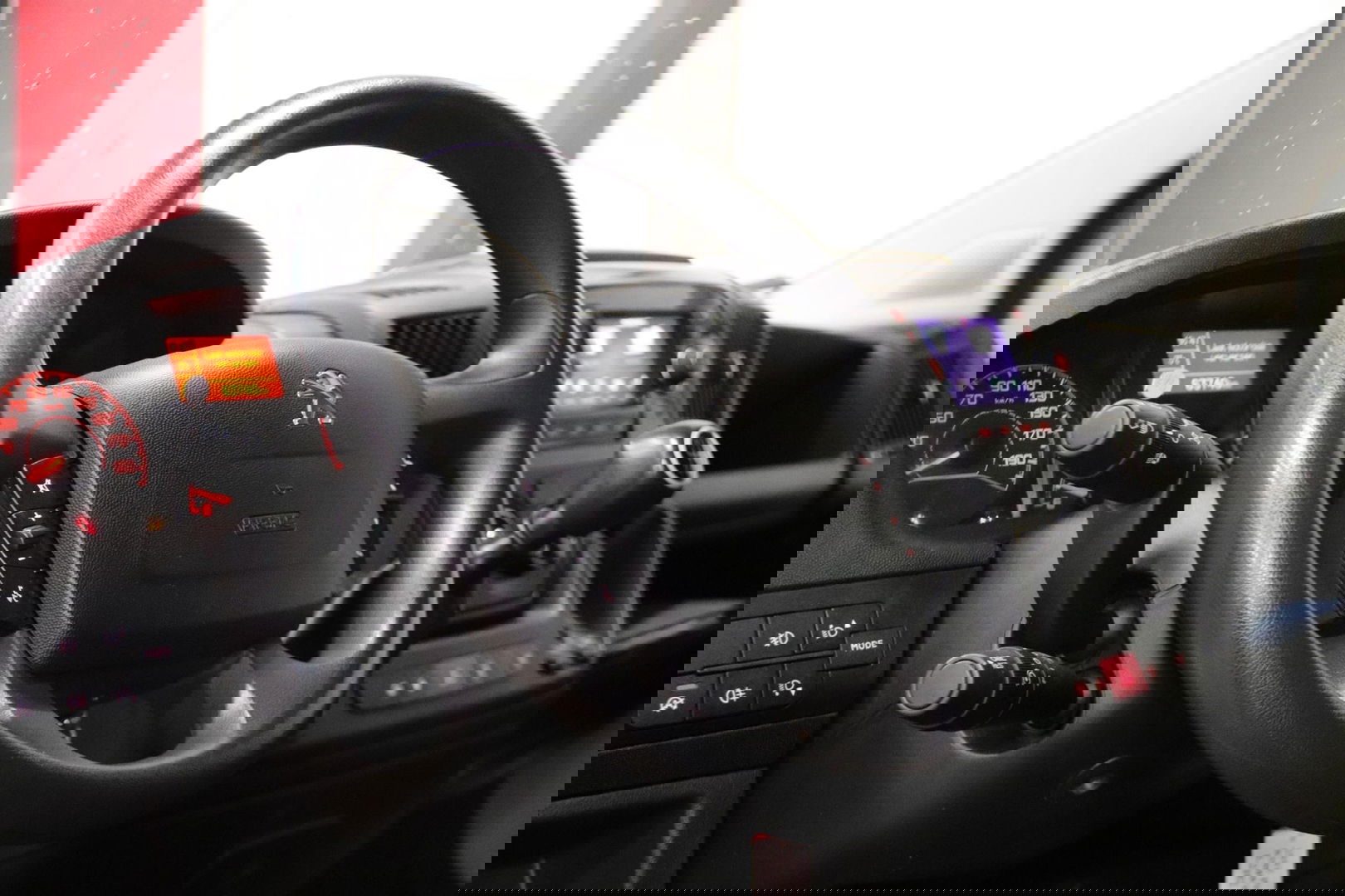 Peugeot Boxer 2.2 BlueHDi L2H2 AIRCO CRUISE CONTOL EURO 6