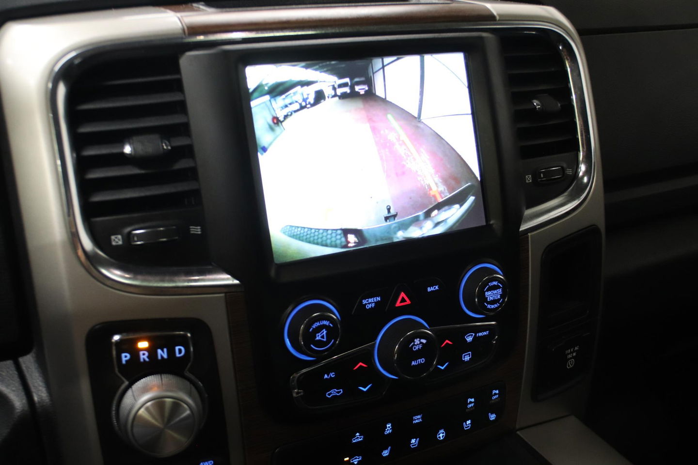 Dodge Ram Pick-Up 1500 5.7 V8 crew cab 6.4 MET LPG INSTALLATIE