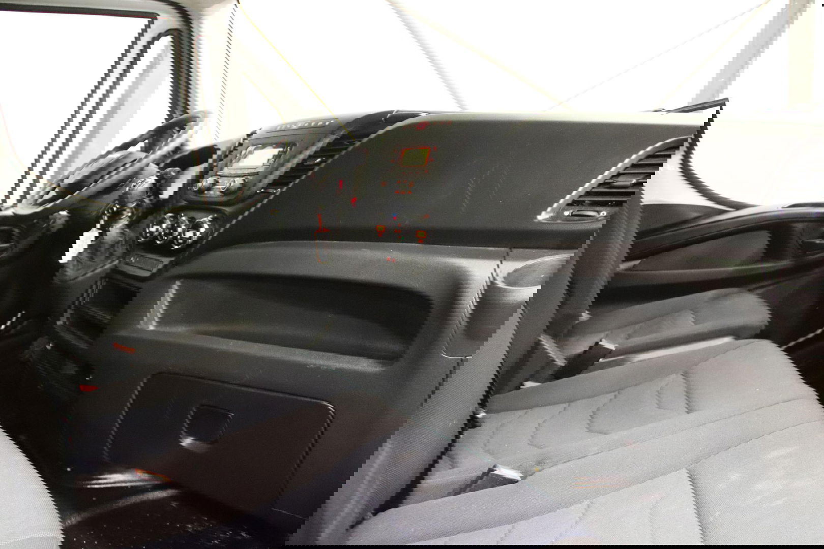 Iveco Daily 35S14V 2.3 L2H2 AIRCO CRUISE CONTROL EURO 6