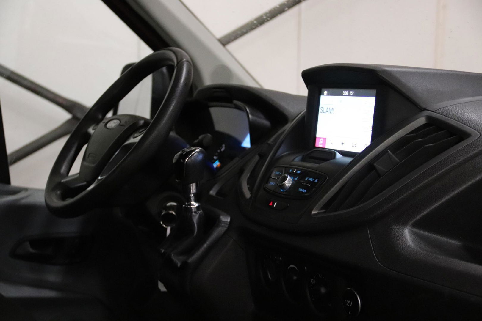 Ford Transit OPEN LAADBAK FINANCIAL LEASE 409 EURO PER MAAND TREKHAAK 2800KG