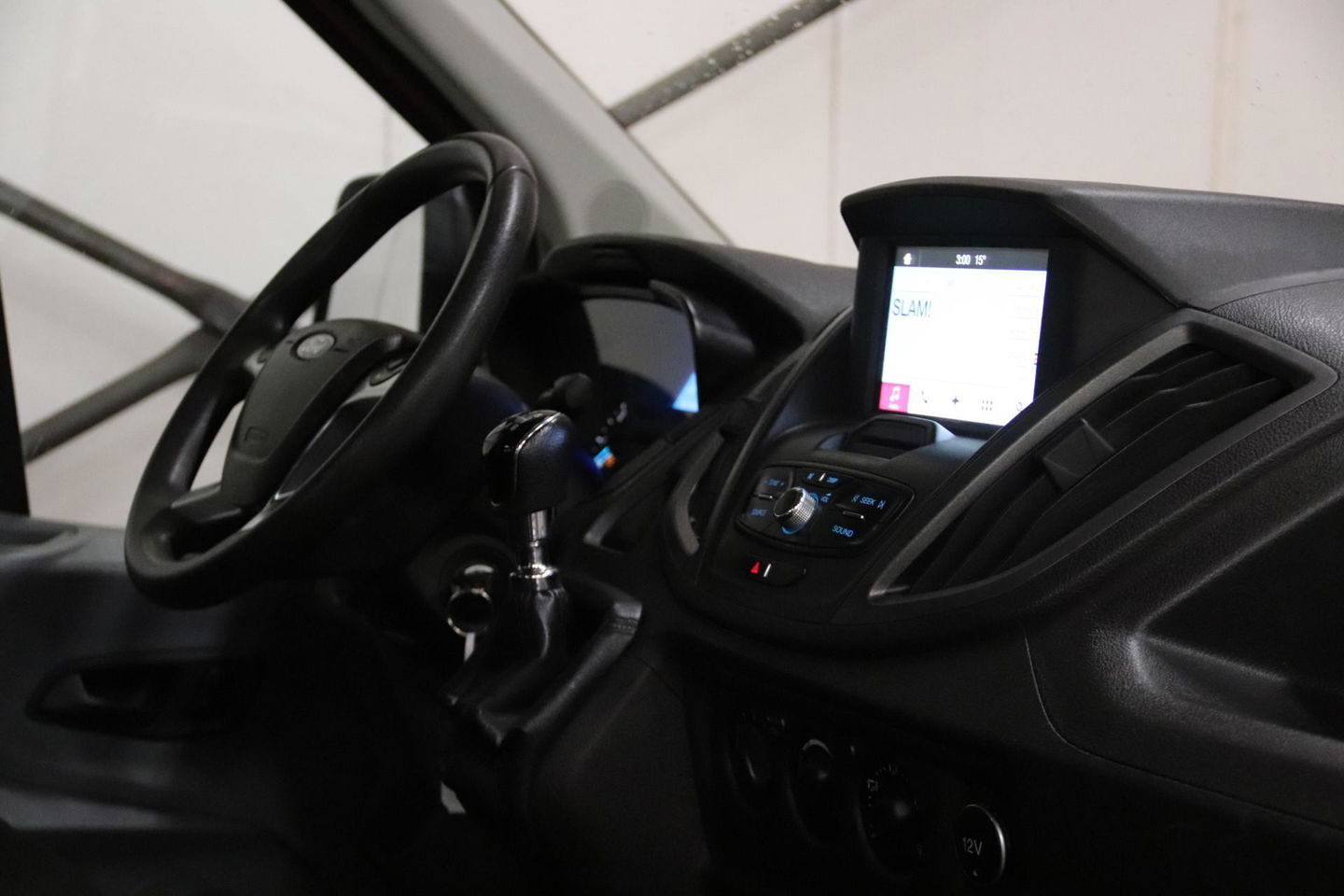 Ford Transit OPEN LAADBAK FINANCIAL LEASE 409 EURO PER MAAND TREKHAAK 2800KG