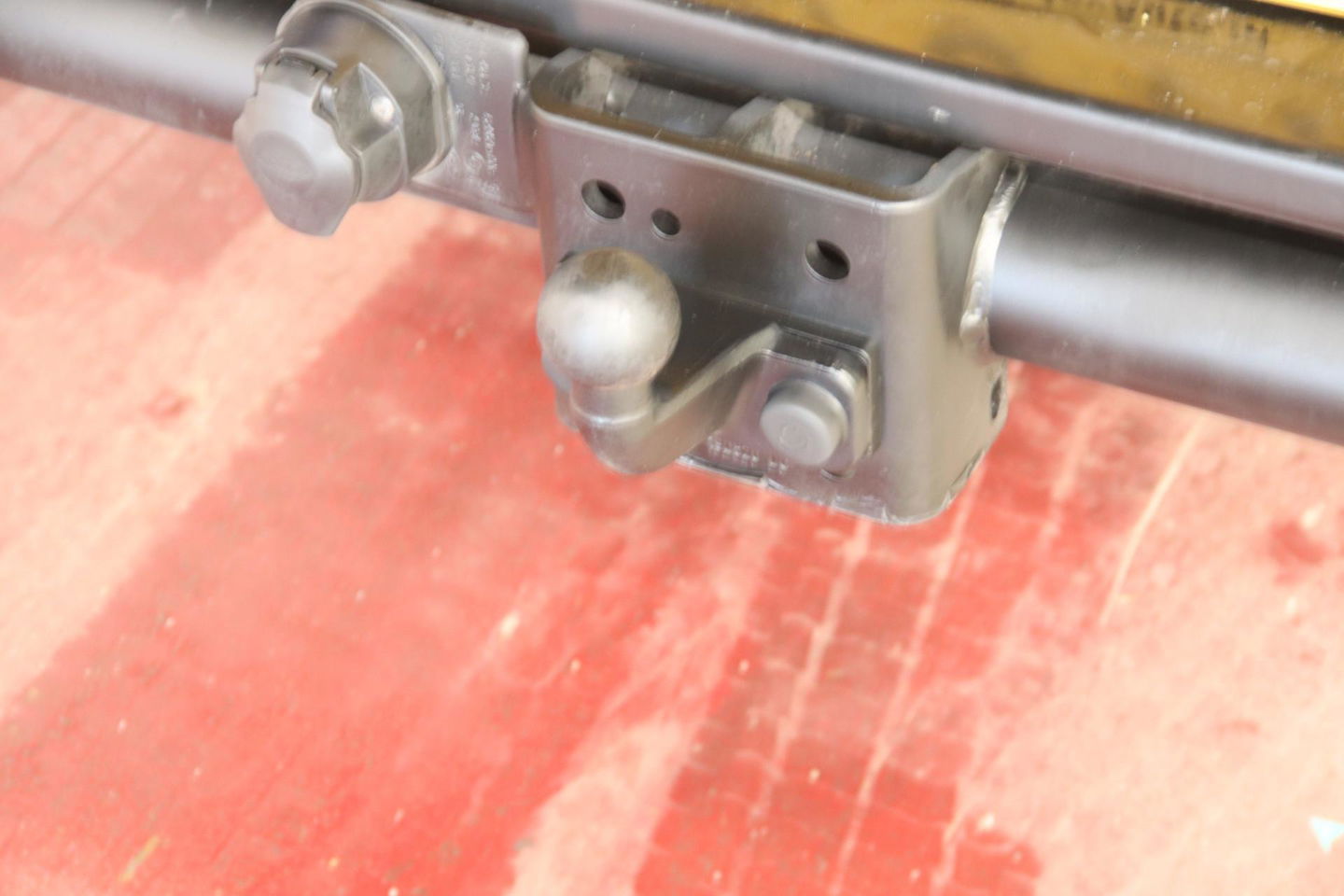 Ford Transit OPEN LAADBAK FINANCIAL LEASE 409 EURO PER MAAND TREKHAAK 2800KG