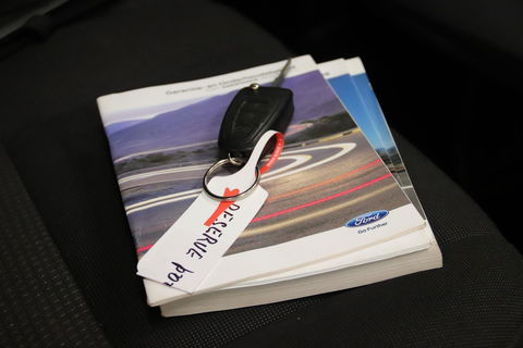 Ford Transit OPEN LAADBAK FINANCIAL LEASE 409 EURO PER MAAND TREKHAAK 2800KG