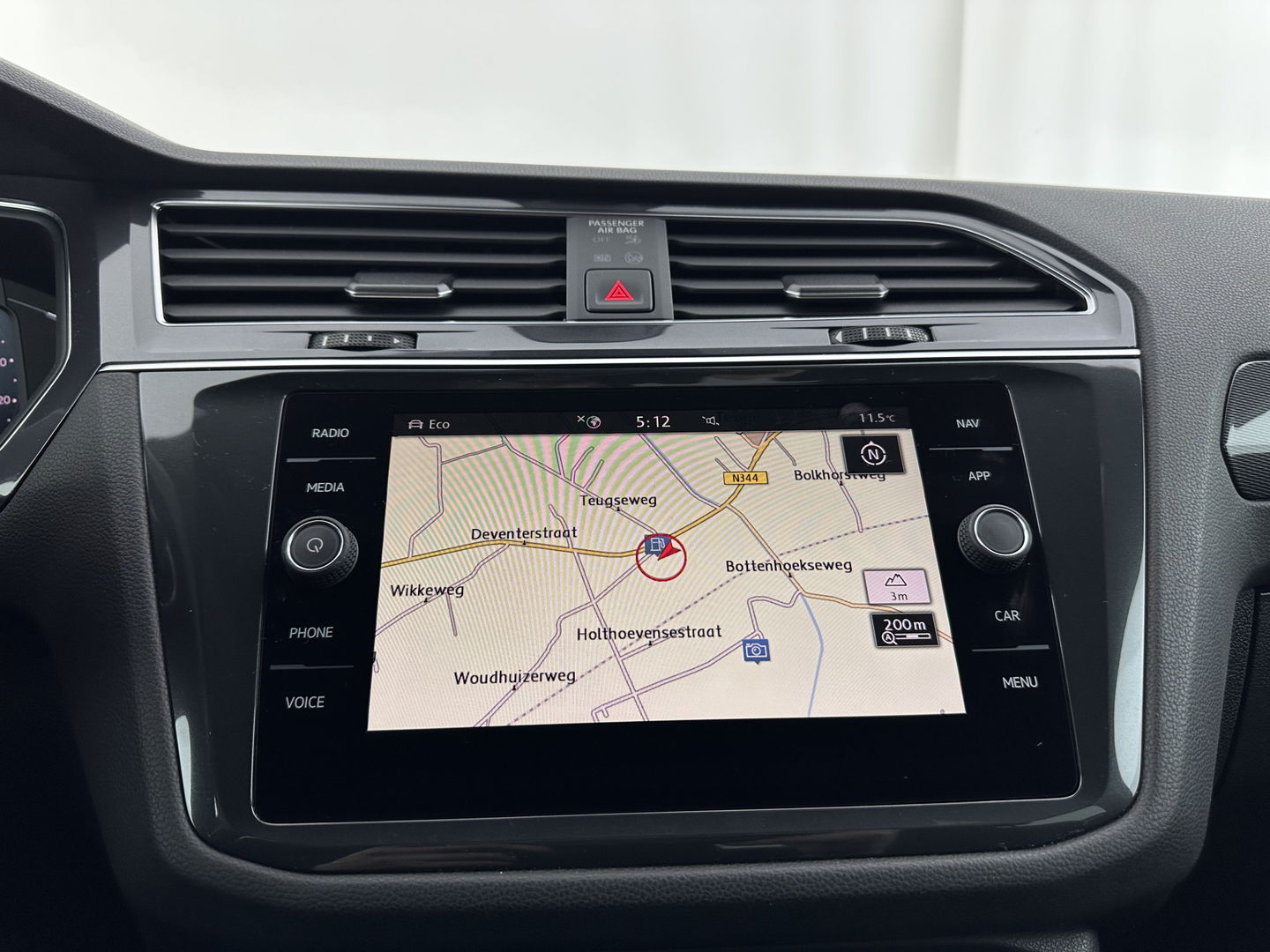 Volkswagen Tiguan Allspace 1.5 TSI R-Line Highline Business [ 7-Pers. ] Aut. *PANO | ARTVELOURS | FULL-LED | DIGI-COCKPIT | KEYLESS | ADAPTIVE-CRUISE | CAMERA | SHIFTPADDLES | CARPLAY | DAB+ | HEATED-COMFORTSEATS | NAVI-FULLMAP | PRIVACYGLASS | 19''ALU*