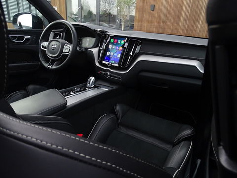 Volvo XC60 T8 400PK AWD / R-Design / 360° / panoramadak / *NAP*