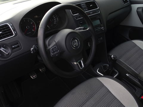 Volkswagen Polo 1.2 TSI 105PK Cross / Highline / RNS