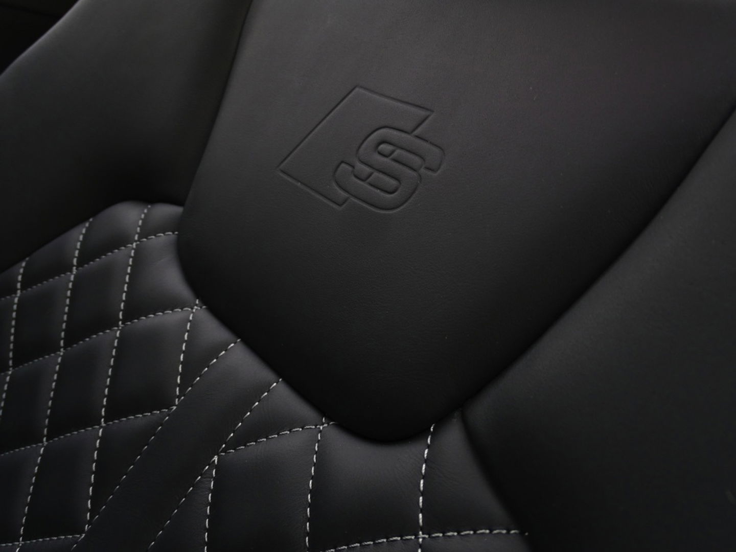 Audi Q5 55 TFSI e 367PK / S edition / B&O / LED