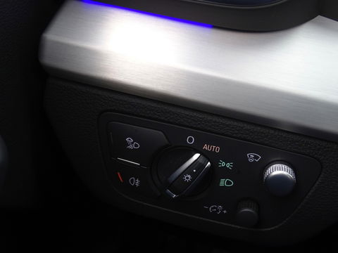 Audi Q5 55 TFSI e 367PK / S edition / B&O / LED