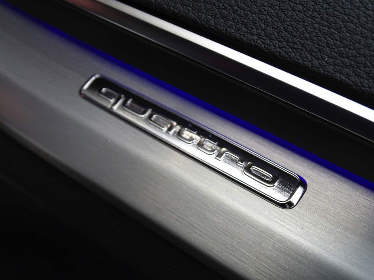 Audi Q5 55 TFSI e 367PK / S edition / B&O / LED