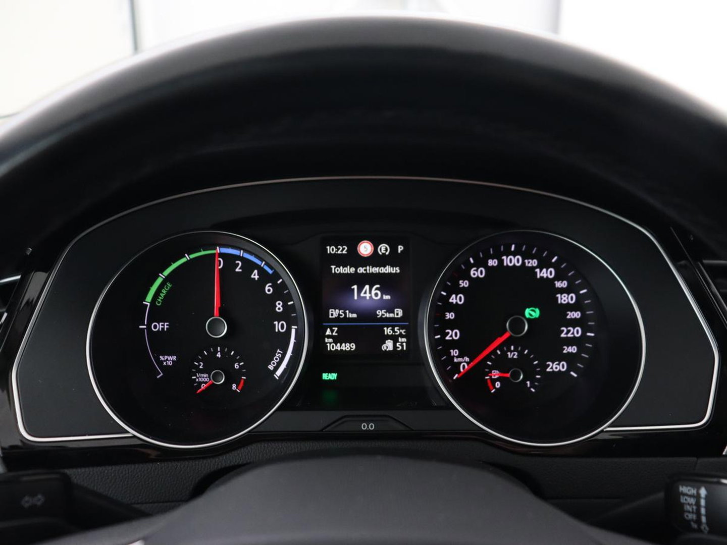 Volkswagen Passat 1.4 TSI PHEV GTE | Trekhaak | Stoelverwarming | Massage | Camera | Carplay | Navigatie | Adaptive cruise | Matrix LED | Parkeerhulp | Climate control | Plug In