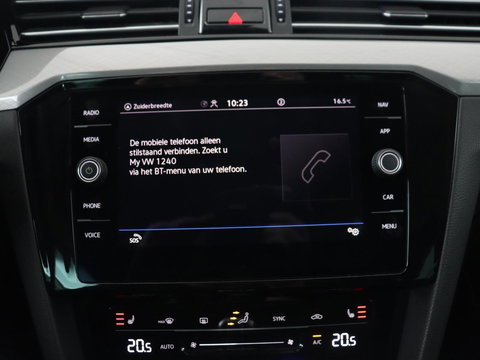 Volkswagen Passat 1.4 TSI PHEV GTE | Trekhaak | Stoelverwarming | Massage | Camera | Carplay | Navigatie | Adaptive cruise | Matrix LED | Parkeerhulp | Climate control | Plug In