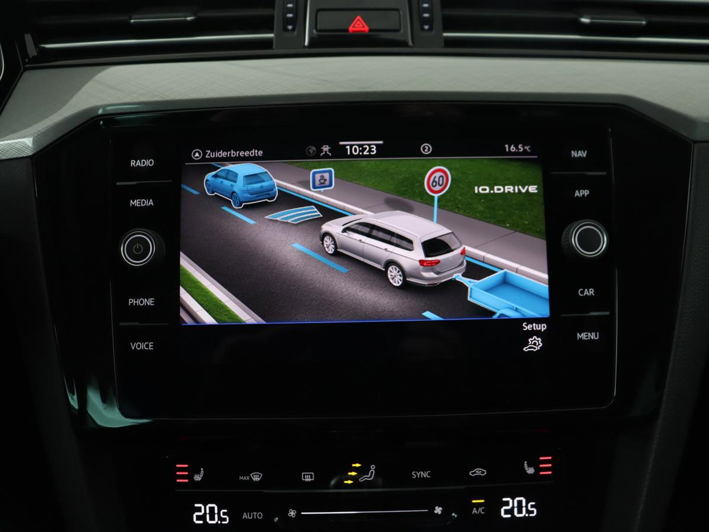 Volkswagen Passat 1.4 TSI PHEV GTE | Trekhaak | Stoelverwarming | Massage | Camera | Carplay | Navigatie | Adaptive cruise | Matrix LED | Parkeerhulp | Climate control | Plug In