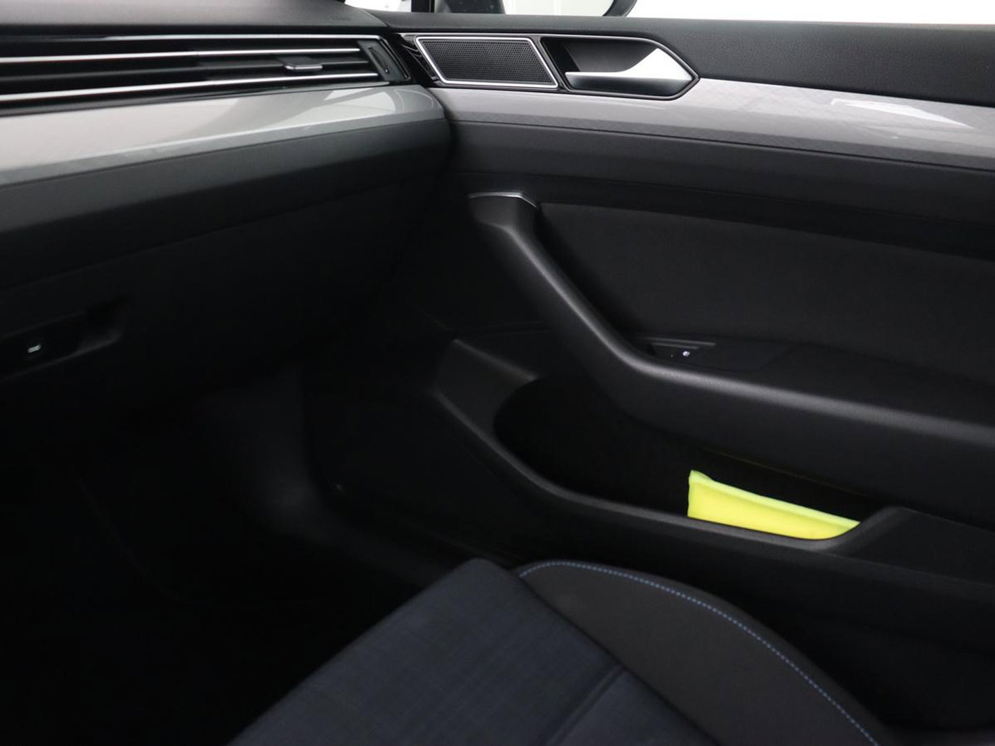 Volkswagen Passat 1.4 TSI PHEV GTE | Trekhaak | Stoelverwarming | Massage | Camera | Carplay | Navigatie | Adaptive cruise | Matrix LED | Parkeerhulp | Climate control | Plug In