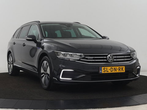 Volkswagen Passat 1.4 TSI PHEV GTE | Trekhaak | Stoelverwarming | Massage | Camera | Carplay | Navigatie | Adaptive cruise | Matrix LED | Parkeerhulp | Climate control | Plug In
