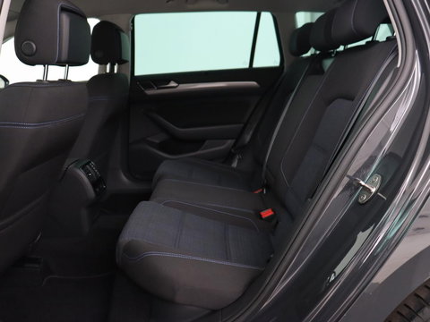 Volkswagen Passat 1.4 TSI PHEV GTE | Trekhaak | Stoelverwarming | Massage | Camera | Carplay | Navigatie | Adaptive cruise | Matrix LED | Parkeerhulp | Climate control | Plug In