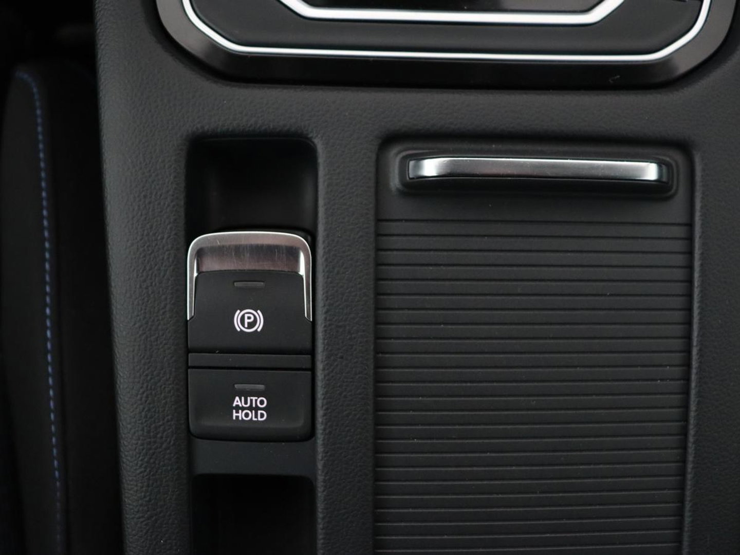 Volkswagen Passat 1.4 TSI PHEV GTE | Trekhaak | Stoelverwarming | Massage | Camera | Carplay | Navigatie | Adaptive cruise | Matrix LED | Parkeerhulp | Climate control | Plug In