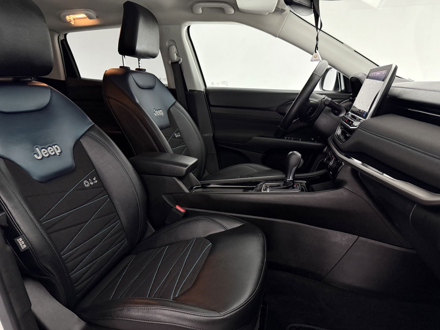 Jeep Compass 4xe 240PK Plug-in Hybrid Electric Upland | SOH: 92% | Virtual | Adap. Cruise | Stoel/ Stuur verwarmd | Keyless | Camera | Carplay