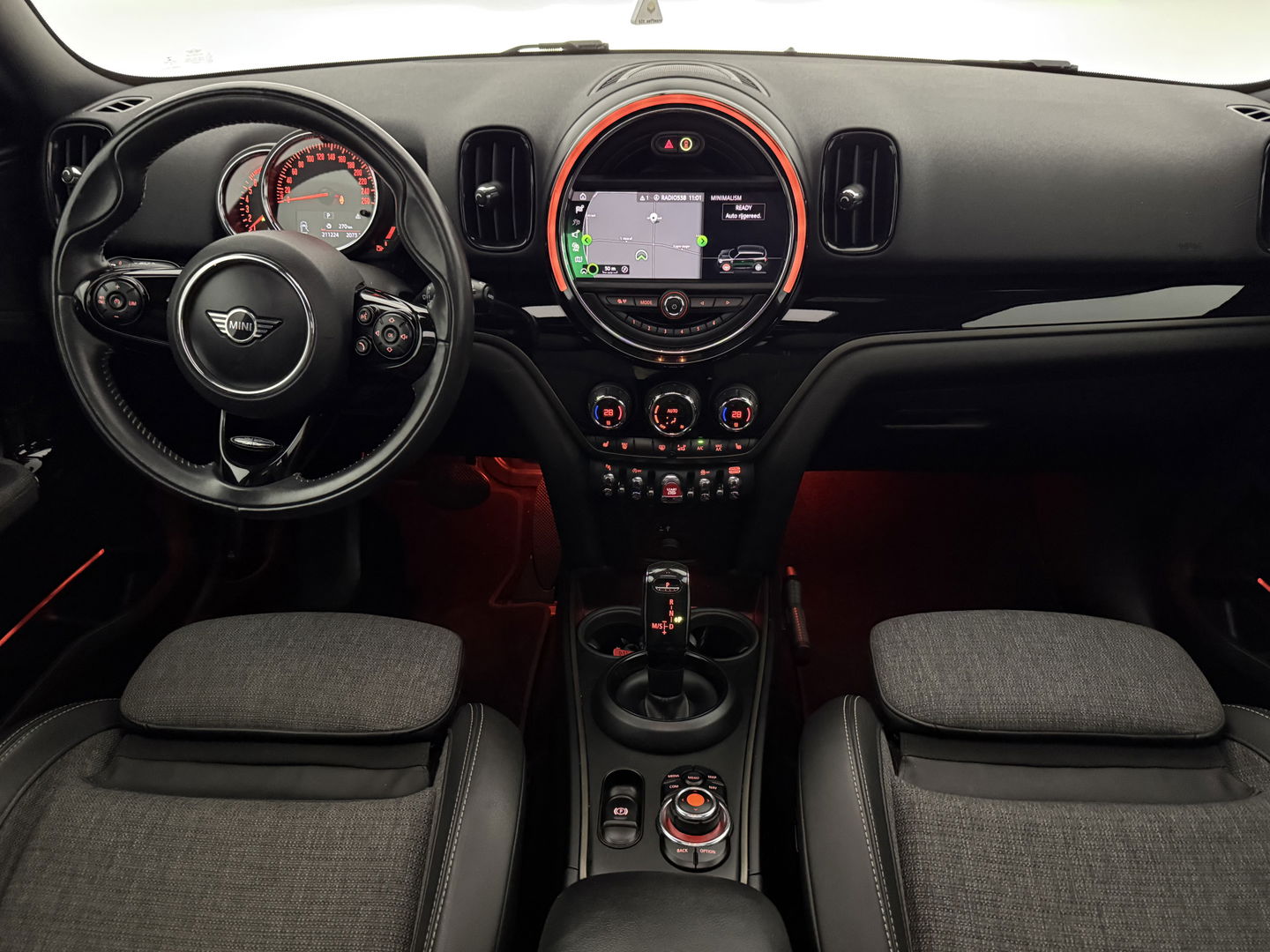 MINI Countryman 1.5 Cooper Chili | Pano | Sfeer | H/K | Carplay | Cruise | Trekh. | Stoelverw. | Keyless | NAP