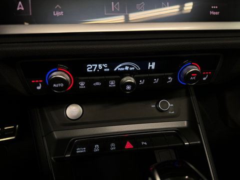 Audi Q3 40 TFSI quattro edition Pano|Keyles|RS Seat|B&O|VOL