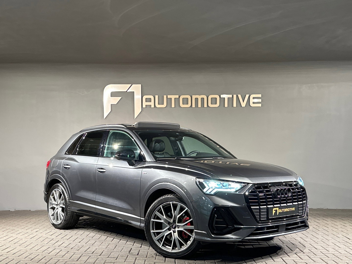 Audi Q3 40 TFSI quattro edition Pano|Keyles|RS Seat|B&O|VOL