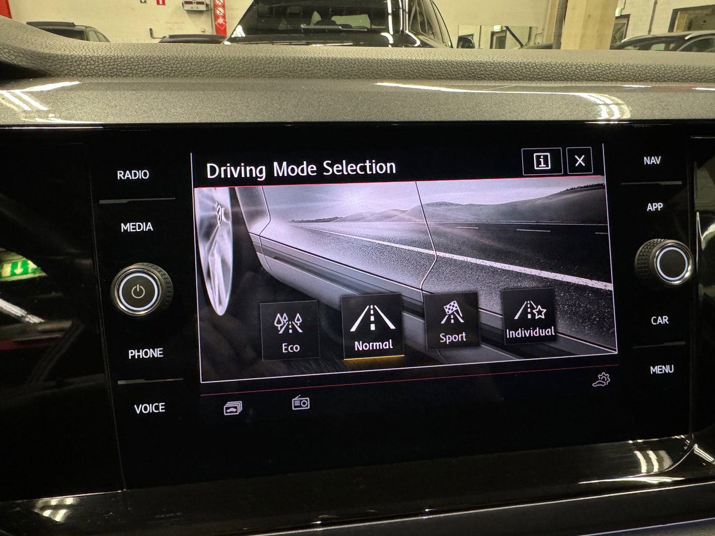 Volkswagen Polo 2.0 TSI GTI Beats|ACC|Virtual|Alcantara