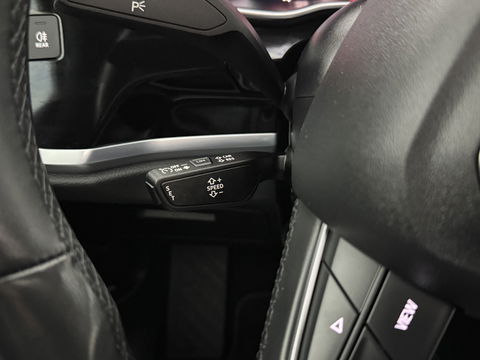 Audi Q3 45 TFSI e Sportback S-Line | SOH 96% | Pano | LED-Matrix | Camera | Virtual | Sfeer | Stoelverw. | Cruise | Navi