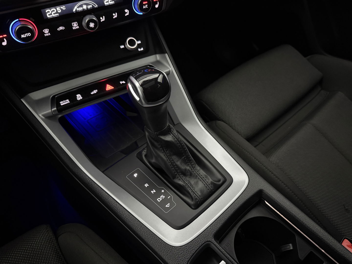 Audi Q3 45 TFSI e Sportback S-Line | SOH 96% | Pano | LED-Matrix | Camera | Virtual | Sfeer | Stoelverw. | Cruise | Navi