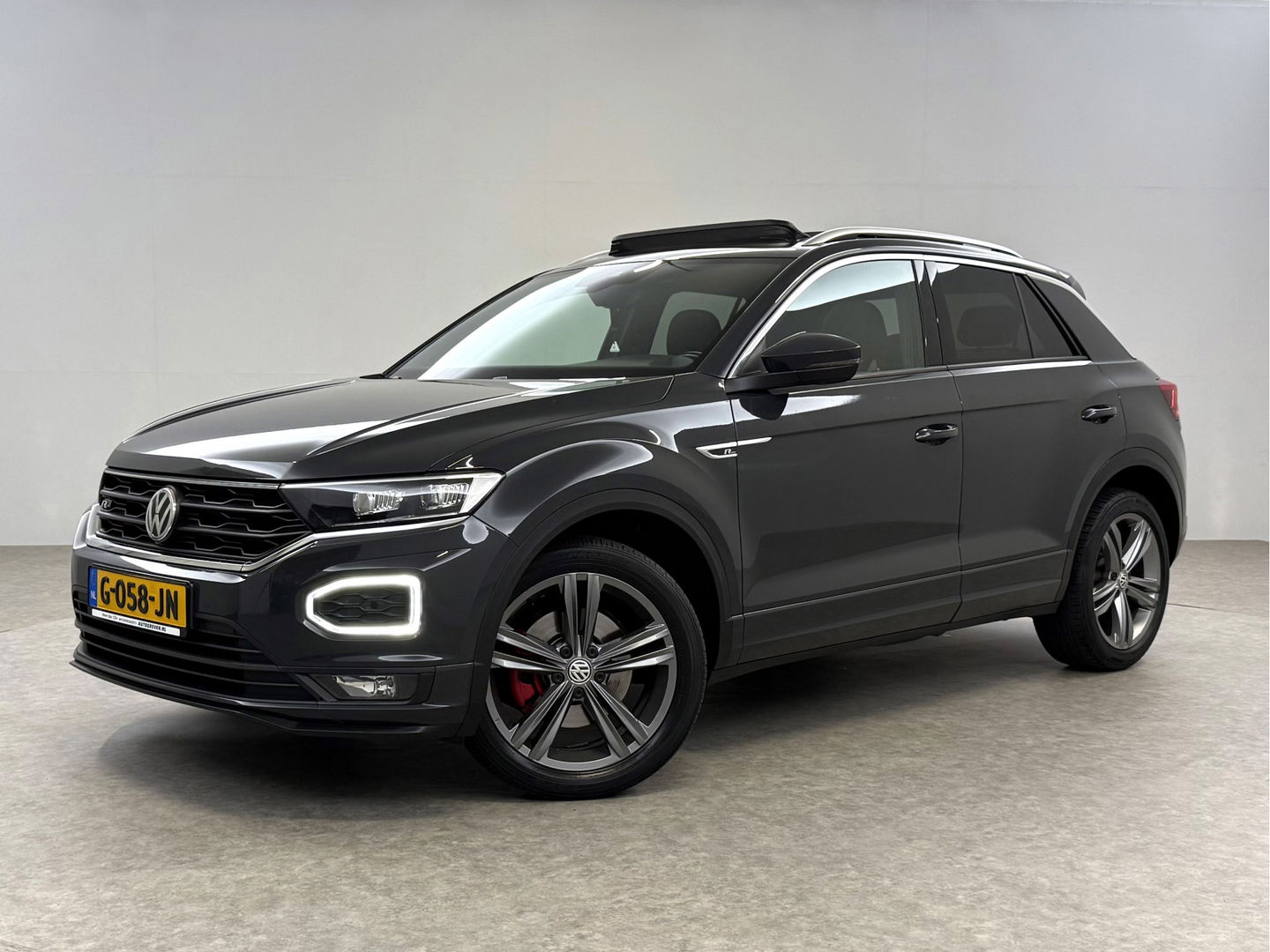 Volkswagen T-Roc 1.5 TSI 150PK R-Line | Pano | Sfeer | Virtual | Carplay | LED | Adap. Cruise | Parkeersens. | NAP