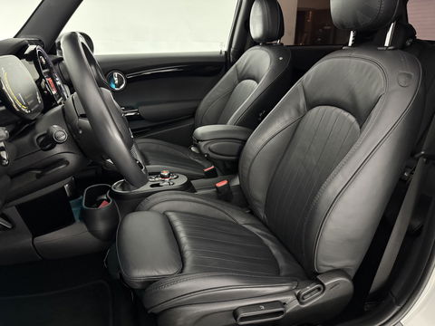 MINI Cooper Yours 33 kWh | SOH 92% | Snelladen | Pano | H/K | Sfeer | HuD | Virtual | Camera | Carplay | Stoelverw. | Keyless |  NAP