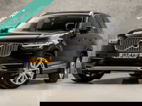 Volvo XC90 - 2.0 T8 Twin Engine AWD Inscription 7 Persoons 408Pk Automaat (PANORAMADAK, GROOT NAVI, MEMORY SEATS, LEDER, CAMERA, STOELVERWARMING, HOUT INLEG, ADAPTIVE CRUISE, GETINT GLAS, NIEUWSTAAT)