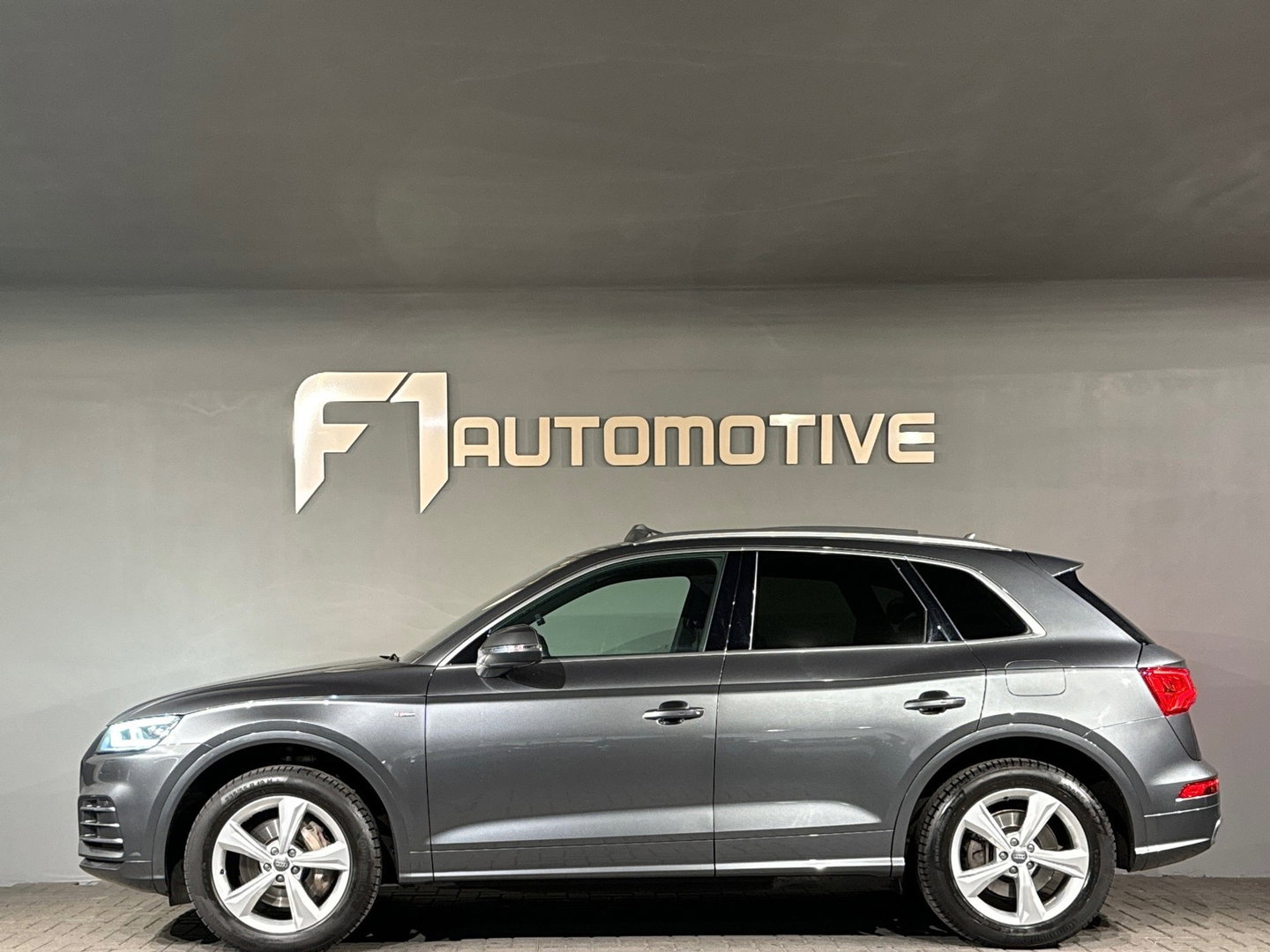 Audi Q5 55 TFSI e quattro Competition Pano|HuD|Massage|Keyless