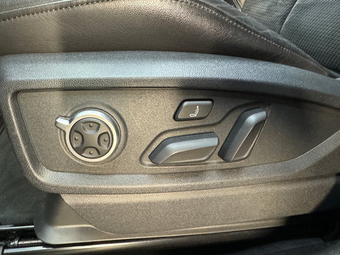 Audi Q5 55 TFSI e quattro Competition Pano|HuD|Massage|Keyless