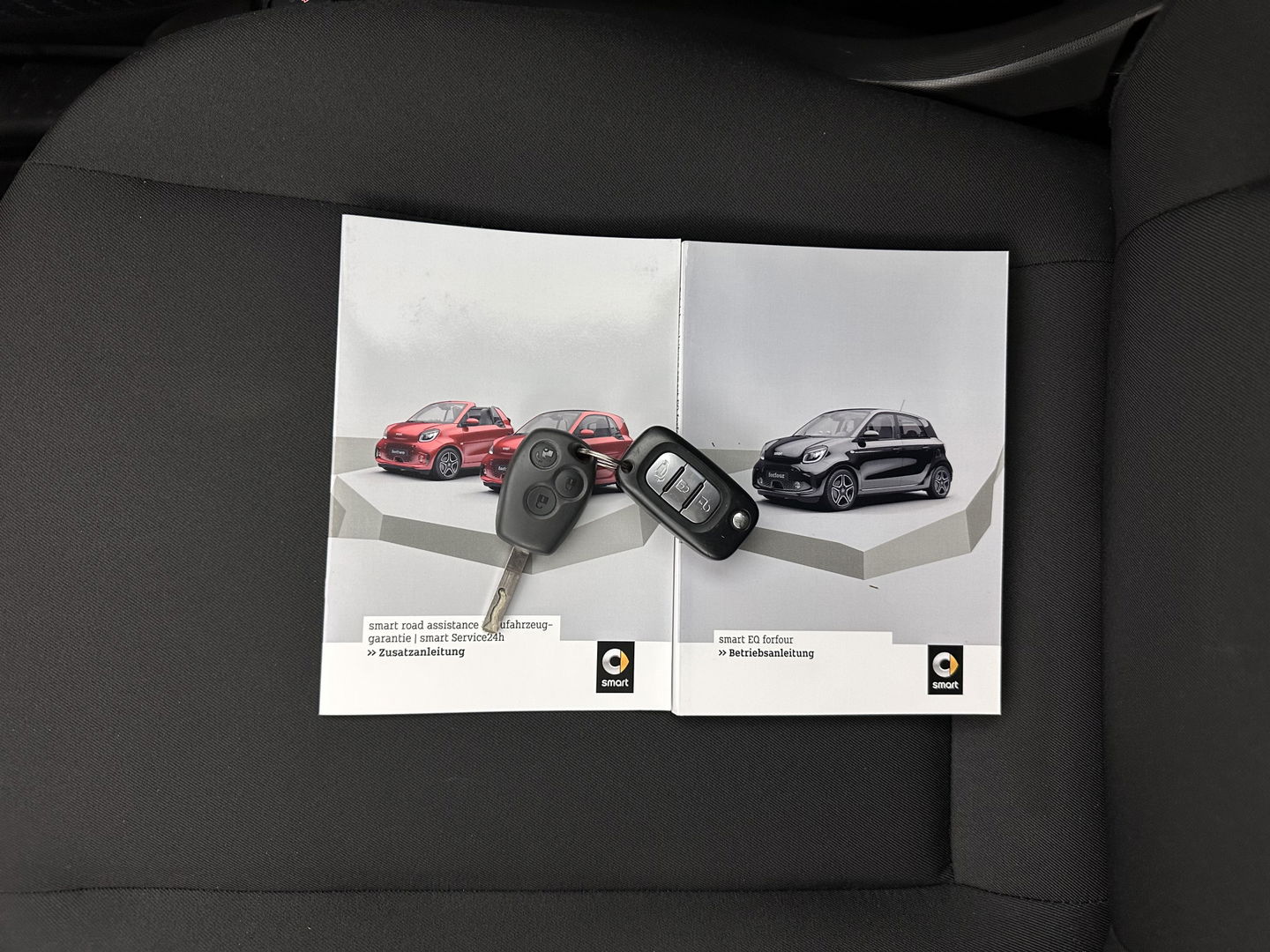 Smart Forfour EQ Comfort 18 kWh [ 3-Fase-22kW ] {SOH-96%} Aut. *HEATED-COMFORTSEATS | DAB+ | AIRCO | CRUISE | 15''ALU | PRIVACY-GLASS*