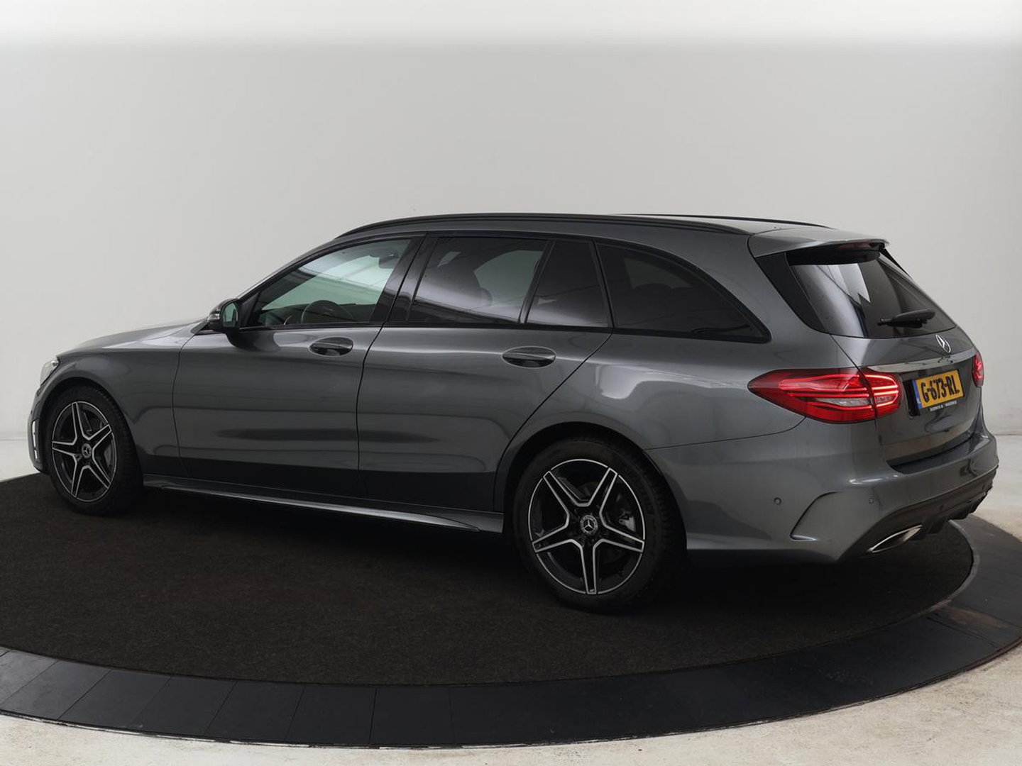 Mercedes-Benz C-Klasse 160 AMG Limited | Stoelverwarming | Leder/Alcantara | Camera | Carplay | Digital Cockpit | Navigatie | Park Assist | Full LED