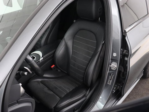 Mercedes-Benz C-Klasse 160 AMG Limited | Stoelverwarming | Leder/Alcantara | Camera | Carplay | Digital Cockpit | Navigatie | Park Assist | Full LED