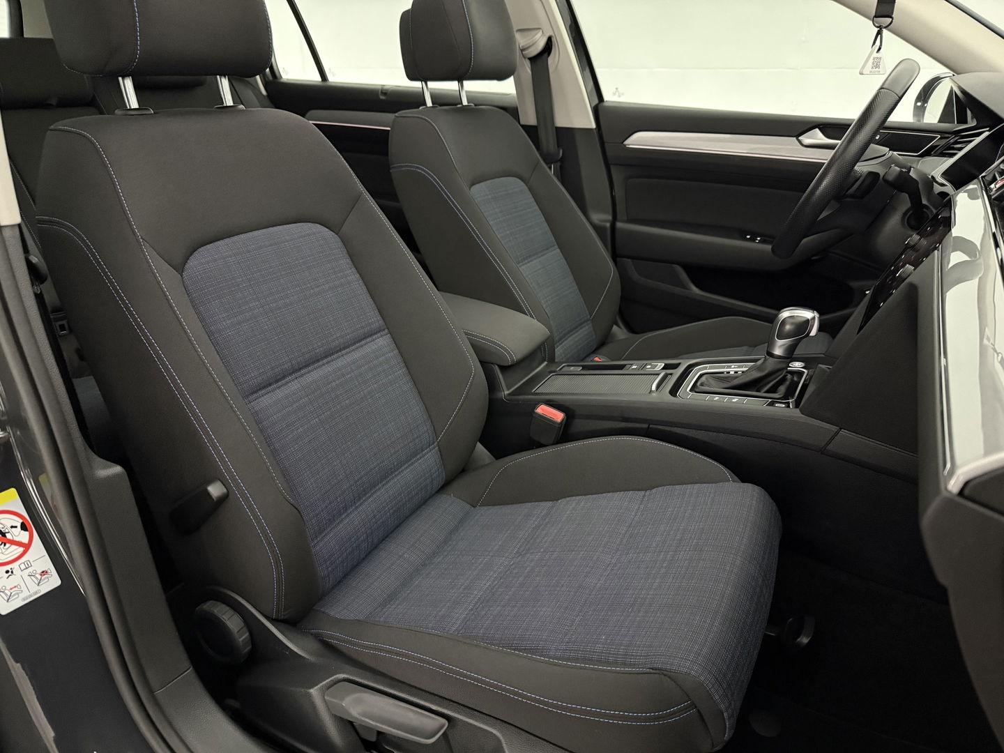 Volkswagen Passat 1.4 TSI PHEV GTE | SOH 90% | Pano | Adap. Cruise | Virtual | Massage | Stoelverw. | Camera | Keyless