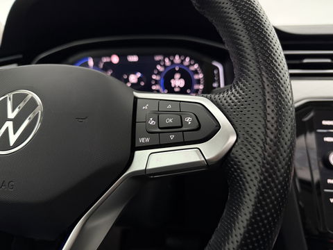 Volkswagen Passat 1.4 TSI PHEV GTE | SOH 90% | Pano | Adap. Cruise | Virtual | Massage | Stoelverw. | Camera | Keyless