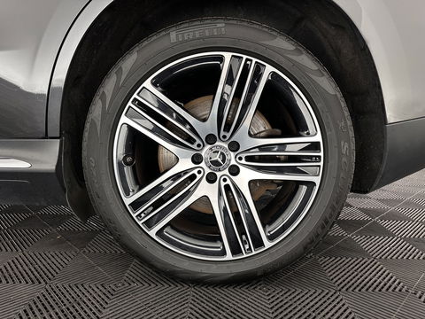 Mercedes-Benz EQC 400 4MATIC Business Solution Luxury 80 kWh {SOH-89%} (INCL.BTW) Aut.*LEATHER | FULL-LED | DISTRONIC | BLINDSPOT | HEATED-COMFORTSEATS | DIGI-WIDESCREEN | DAB+ | KEYLESS | AMBIENTLIGHT | NAVI-FULLMAP | ECC | PRIVACY-GLASS | PDC | 20''ALU*