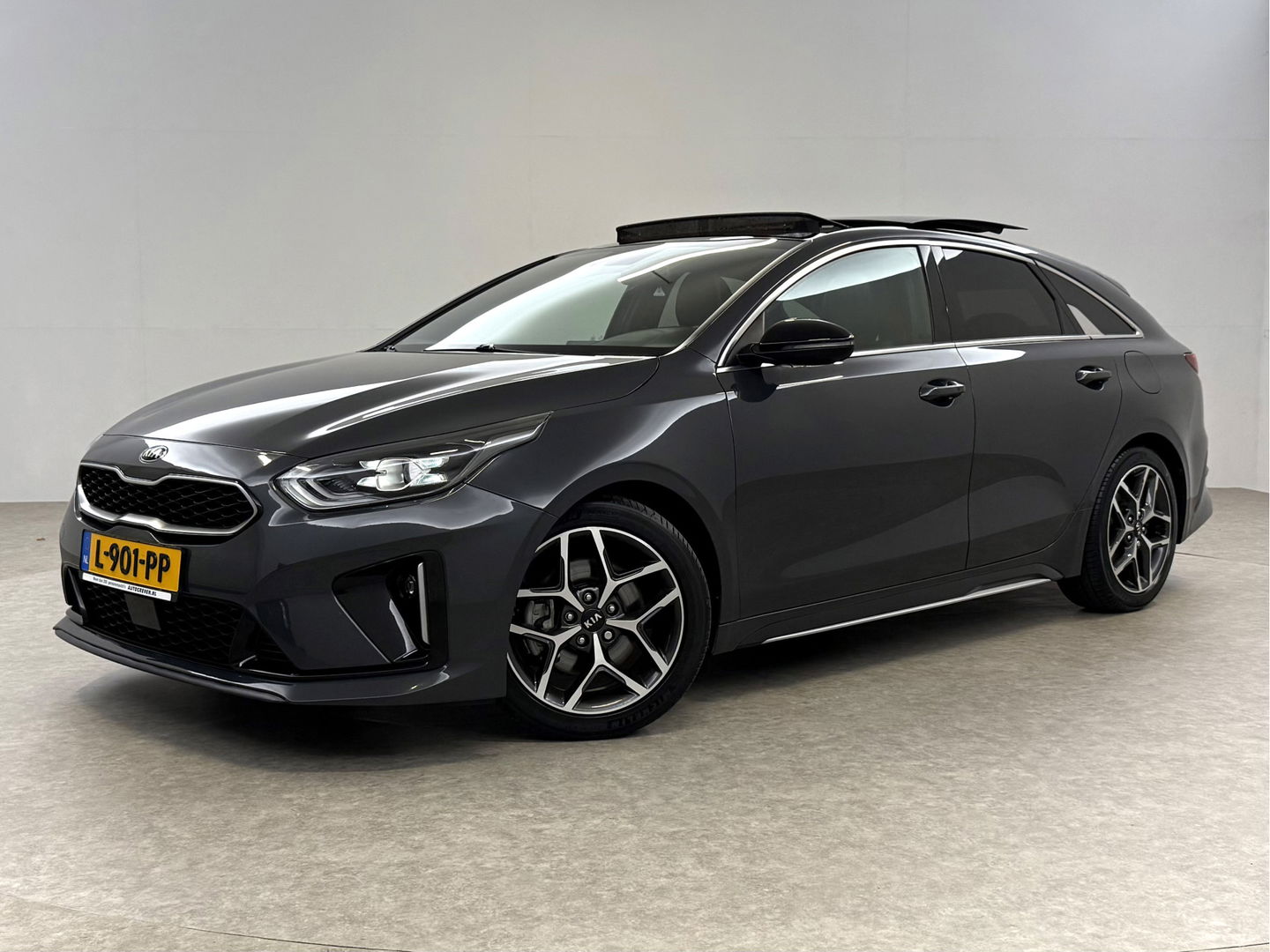 Kia ProCeed 1.0 T-GDI GT-Line | Pano | Virtual | Camera | Stoel/Stuur verw. | Carplay | Cruise | Keyless