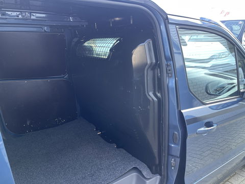Ford Transit Connect 1.5 EcoBlue L2 Sport automaat / vaste prijs rijklaar € 14.950 ex btw / lease vanaf € 252 / dubbele schuifdeur / blauw metallic / camera / trekhaak / stoelverwarming / euro 6 !