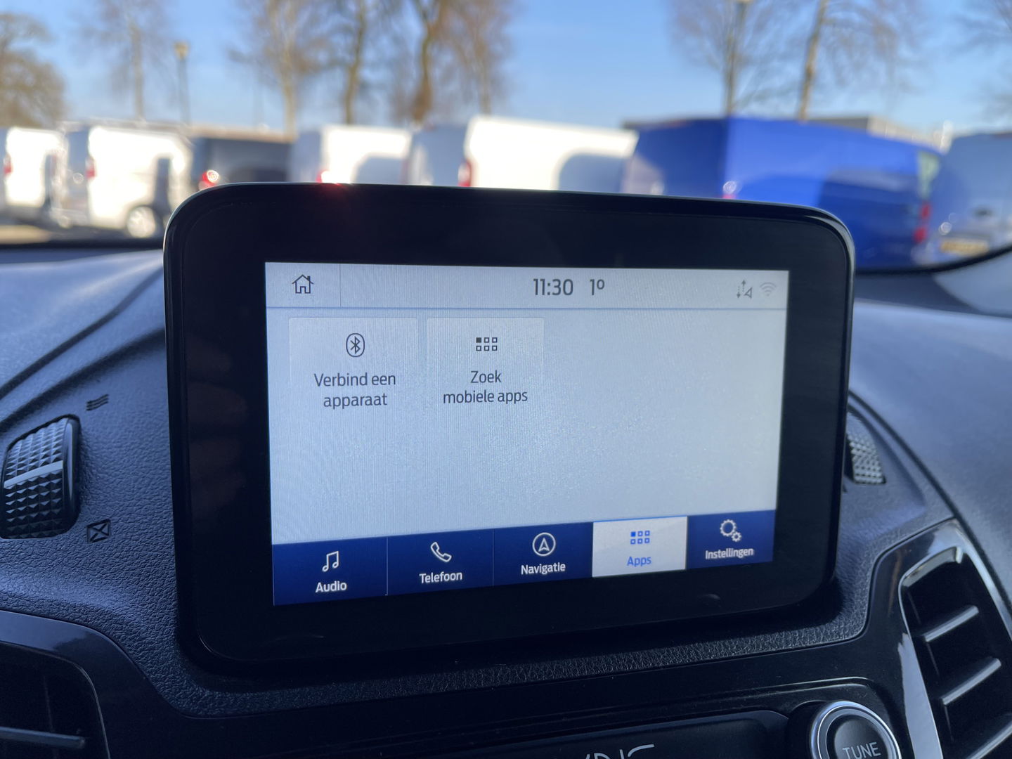 Ford Transit Connect 1.5 EcoBlue L2 Sport automaat / vaste prijs rijklaar € 14.950 ex btw / lease vanaf € 252 / dubbele schuifdeur / blauw metallic / camera / trekhaak / stoelverwarming / euro 6 !