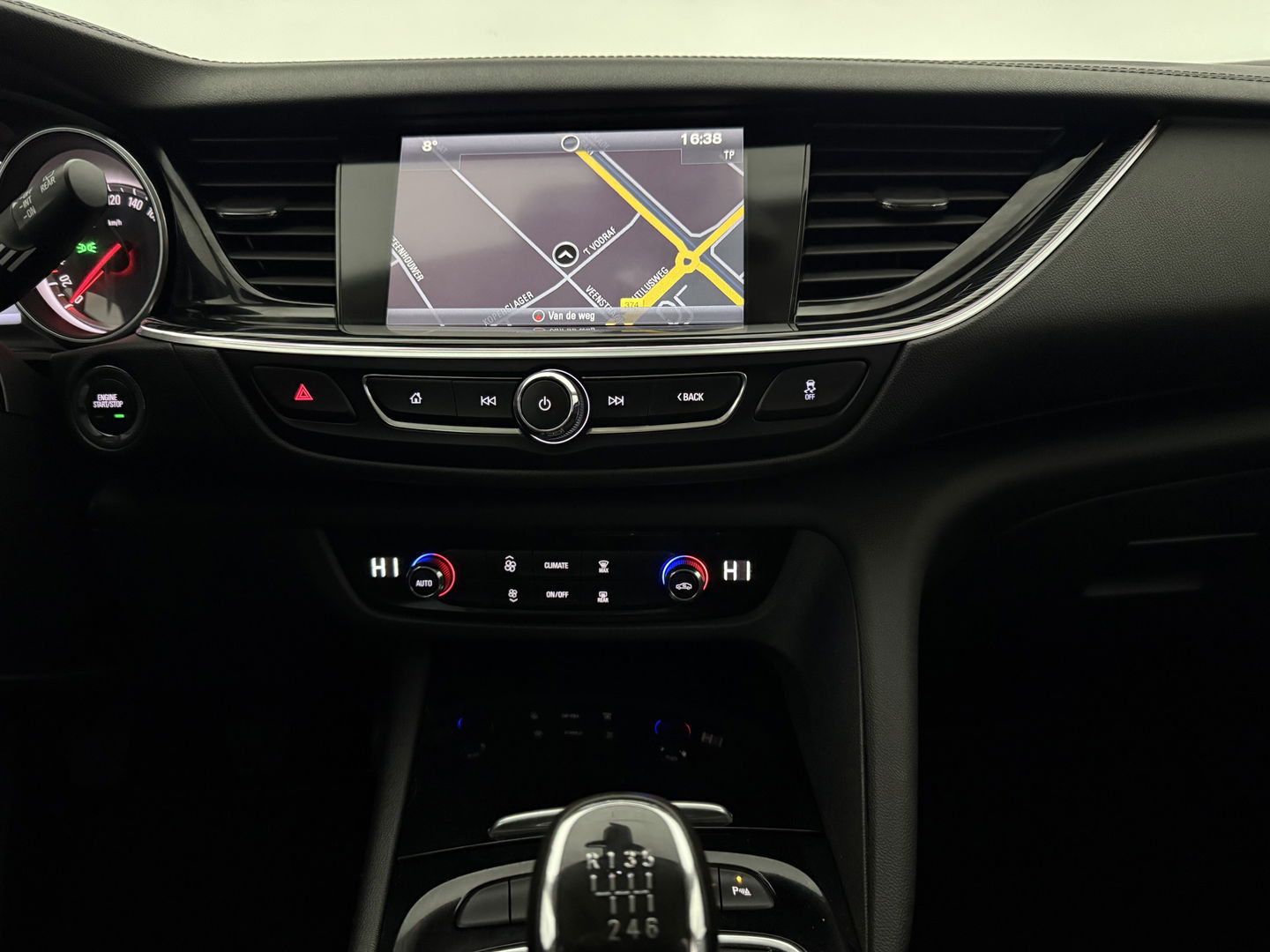 Opel Insignia 1.5 Turbo Business Executive | Carplay | Trekh. | Cruise | Navi | Parkeersens. | Keyless | NAP