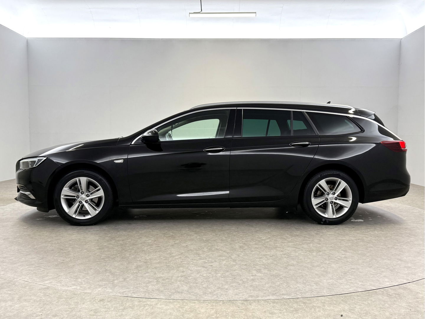 Opel Insignia 1.5 Turbo Business Executive | Carplay | Trekh. | Cruise | Navi | Parkeersens. | Keyless | NAP