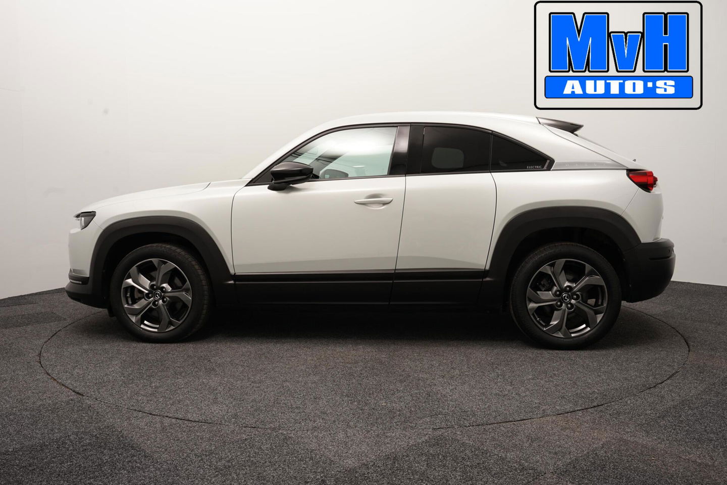 Mazda MX-30 e-SkyActiv 145 First Edition 36 kWh|NAP|CAMERA|LED